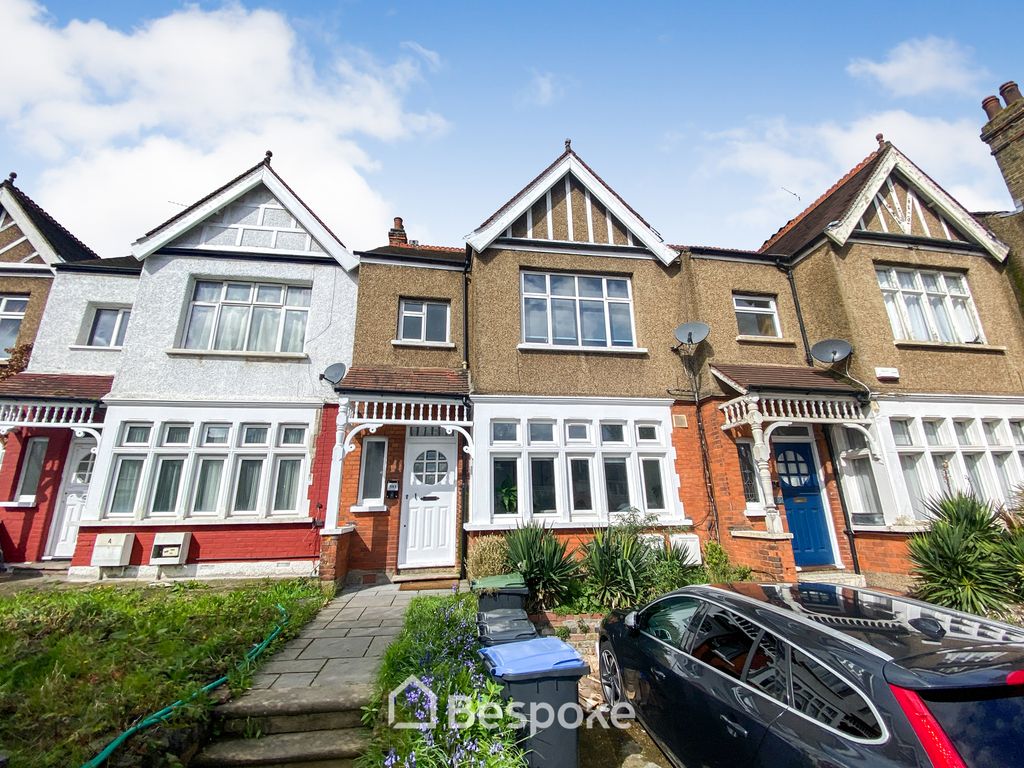 Property photo 1 of 8