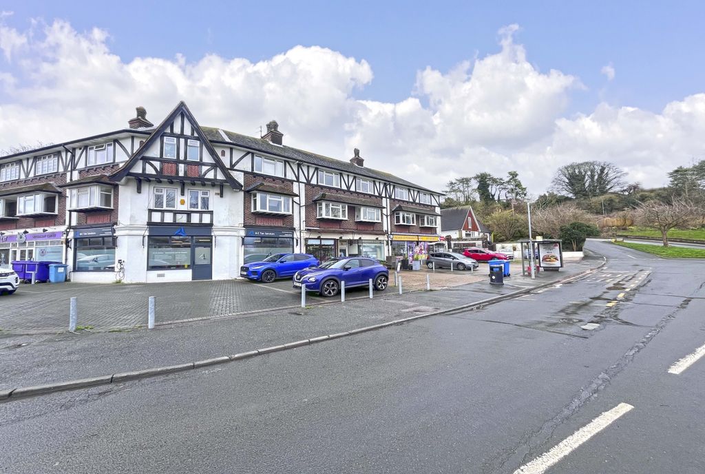 Property photo 1 of 11 Img_5900