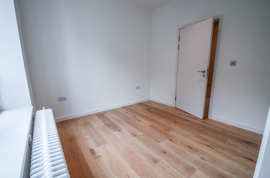 Property photo 3 of 9 Rendel House