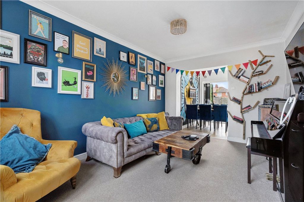 Property photo 2 of 22 Picture No. 03