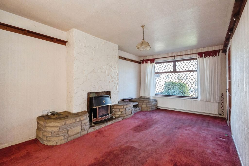 Property photo 2 of 20 Pbox-Img.Jpg