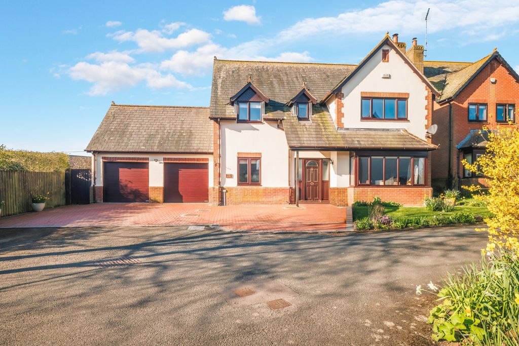 Property photo 1 of 20 Picture No. 52