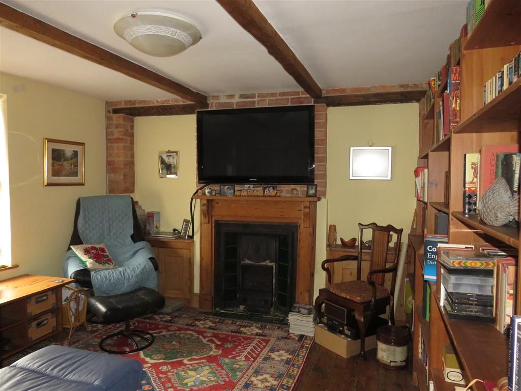 Property photo 2 of 26
