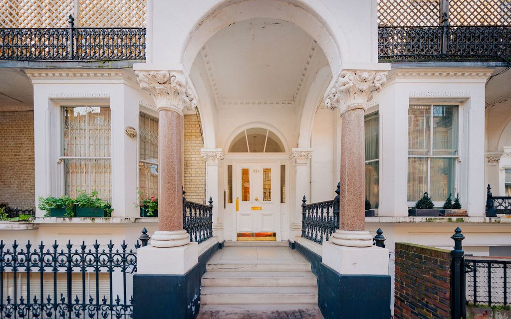 Property photo 1 of 19