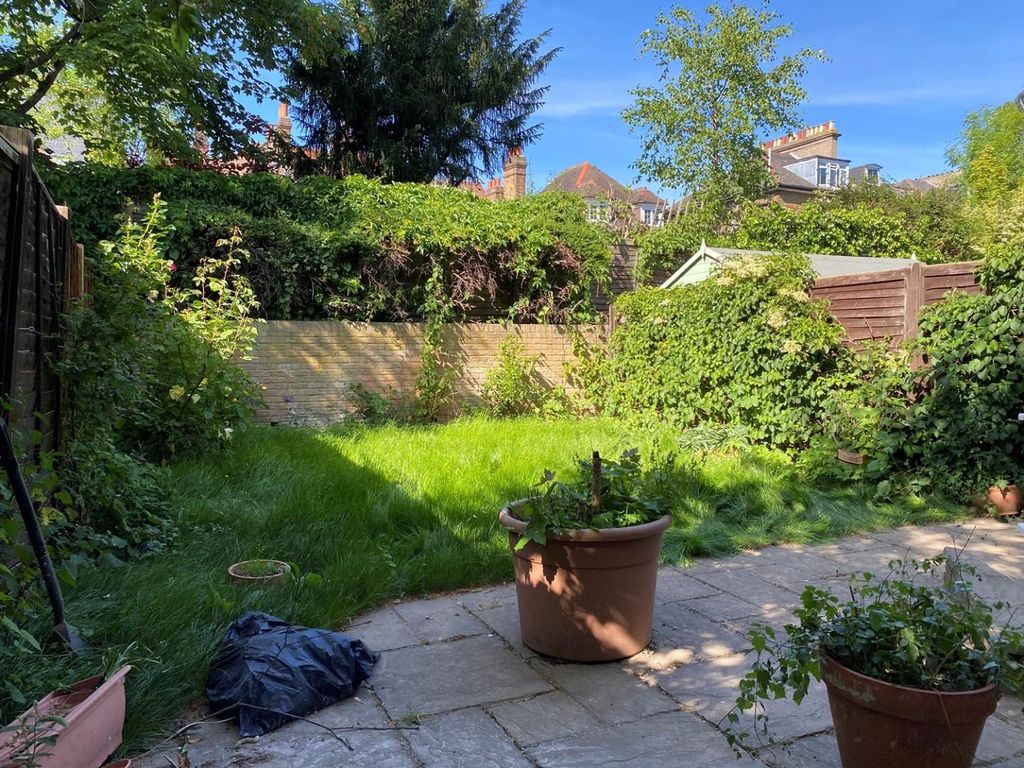Property photo 3 of 13 3