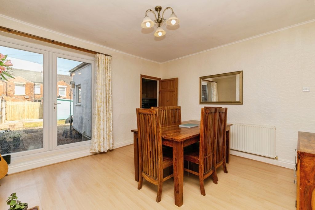 Property photo 3 of 17 Dining Room