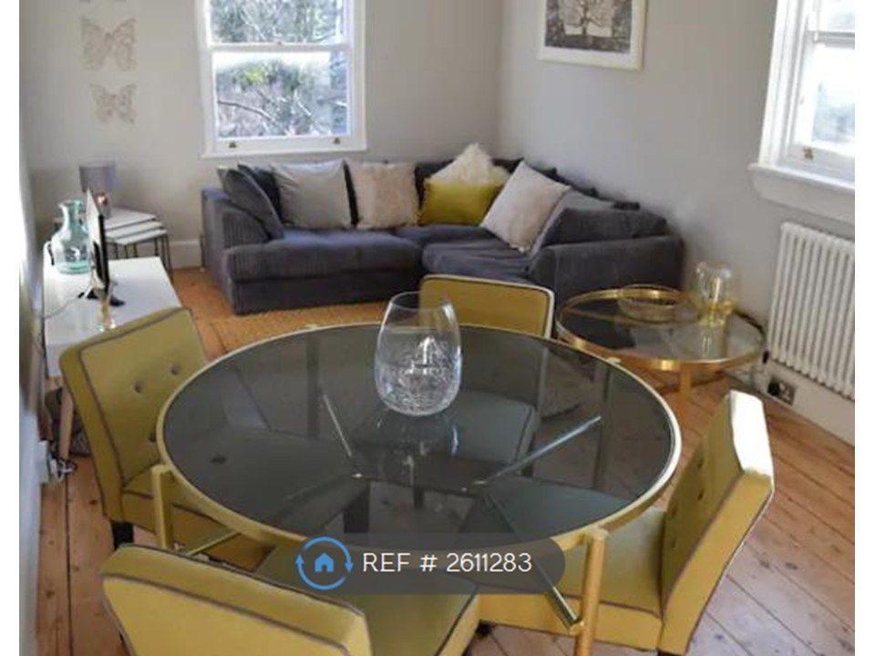 Property photo 3 of 14 Dining