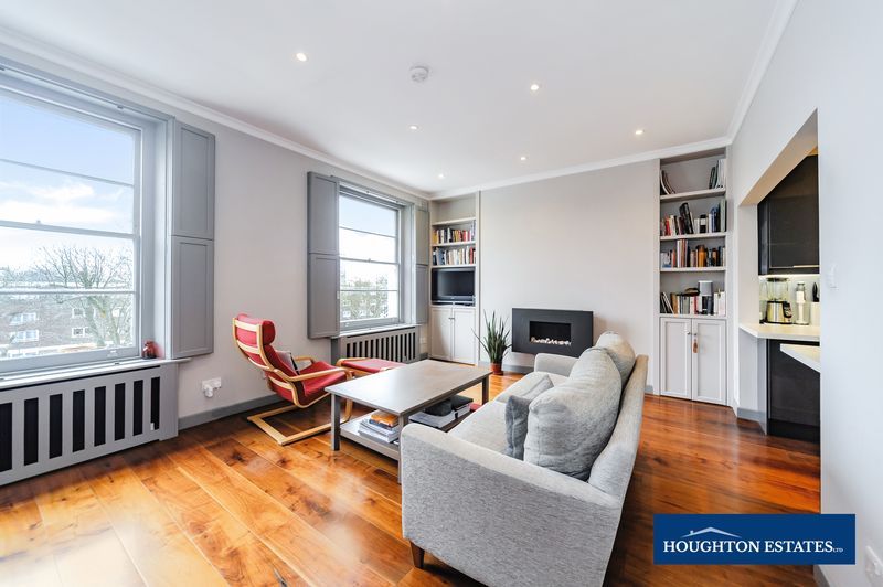 Property photo 3 of 9 Photo 6