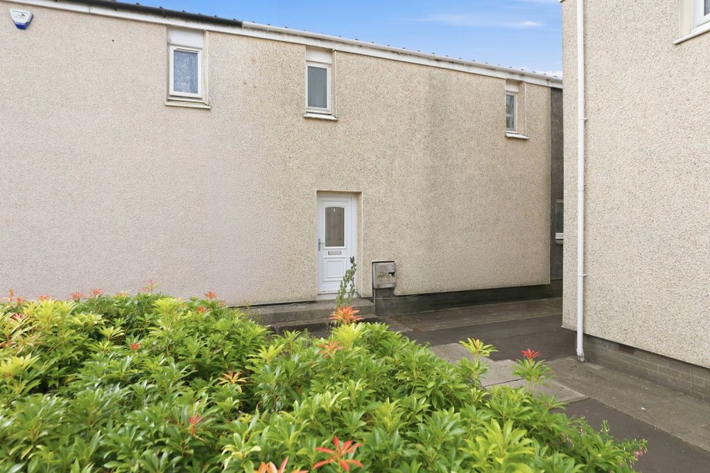 Property photo 1 of 28 Picture No. 01