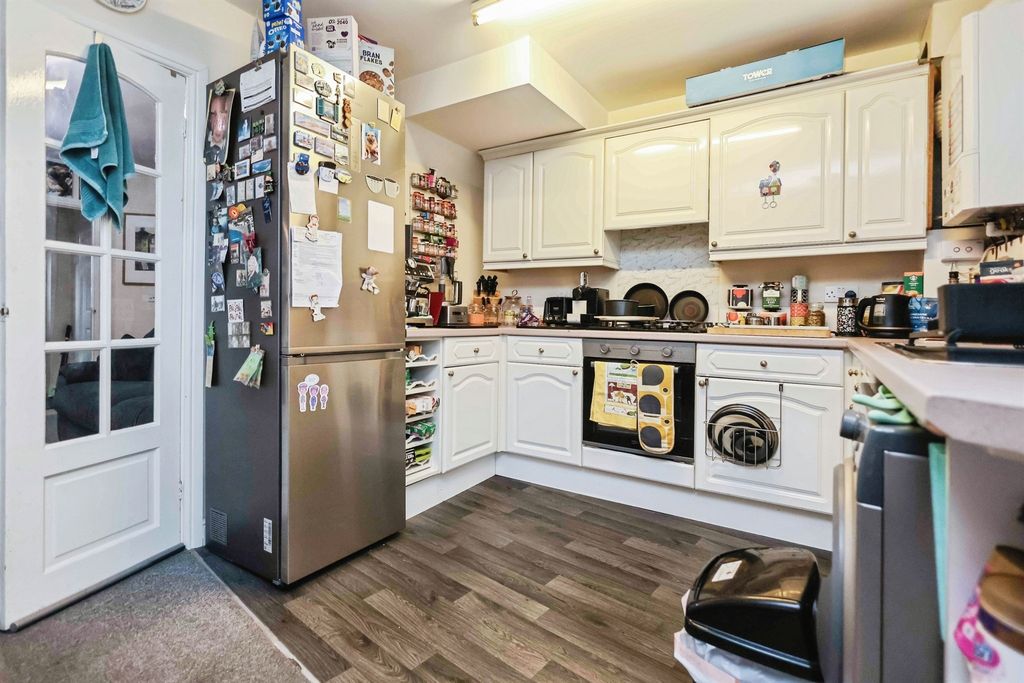 Property photo 2 of 15