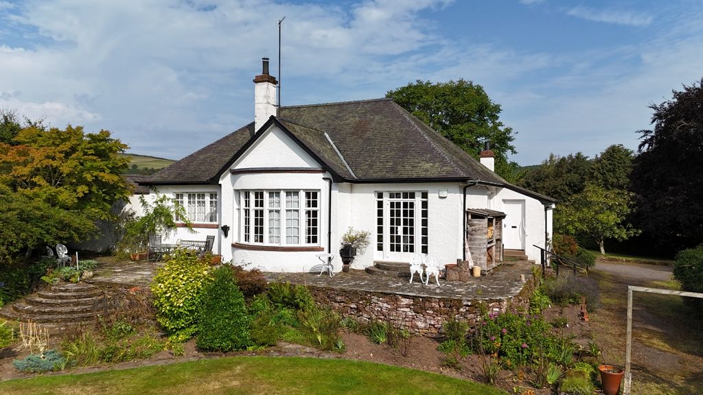 Property photo 1 of 30