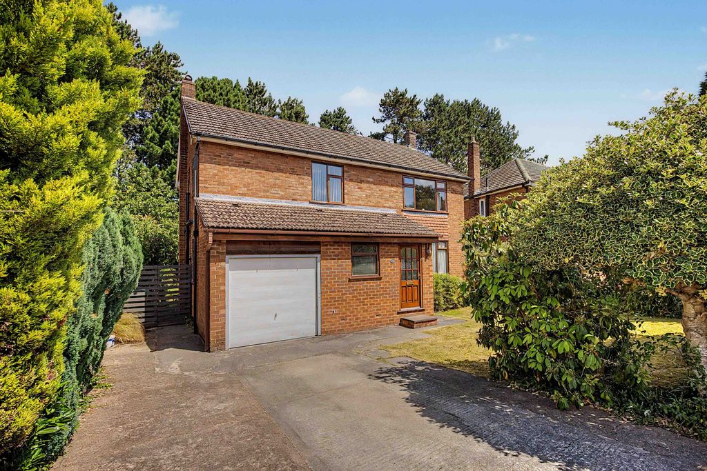 Property photo 1 of 16