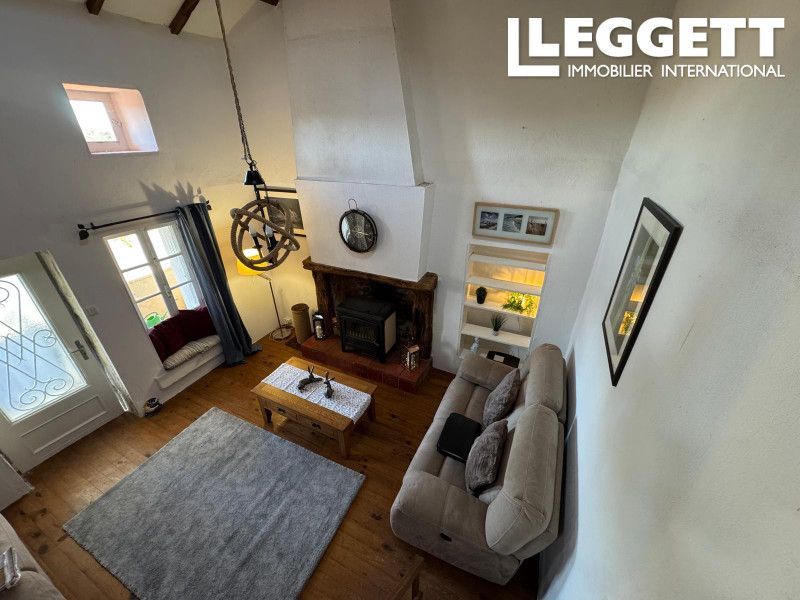 Property photo 3 of 10