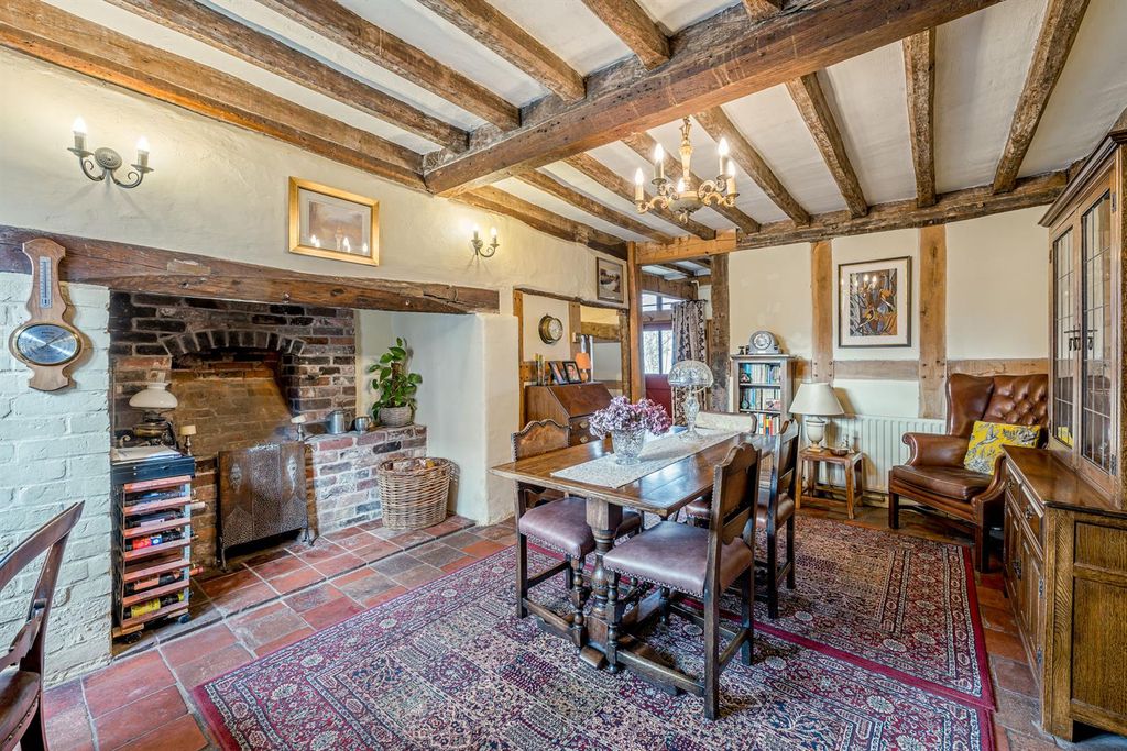 Property photo 3 of 41