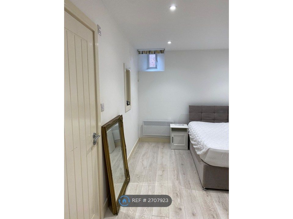 Property photo 3 of 29