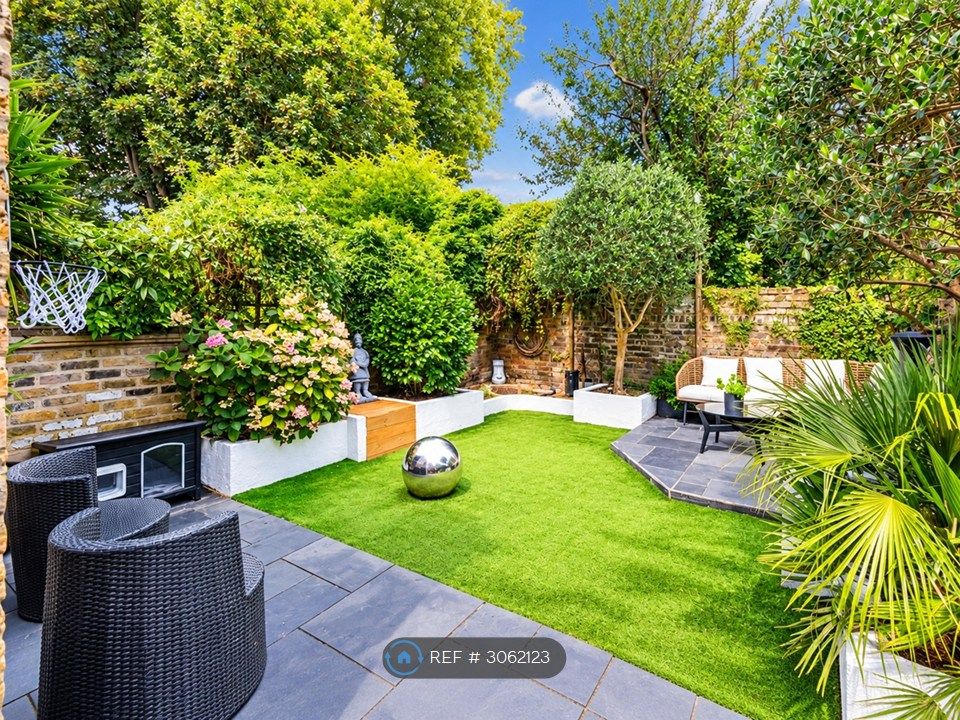 Property photo 3 of 16