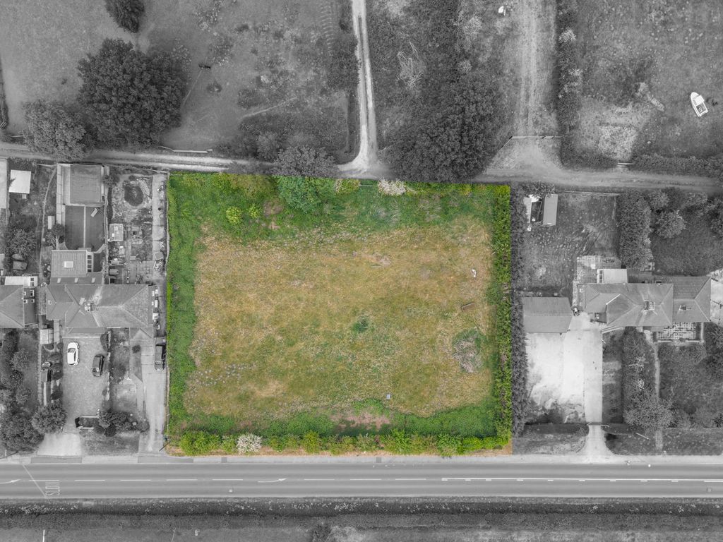 Property photo 2 of 7