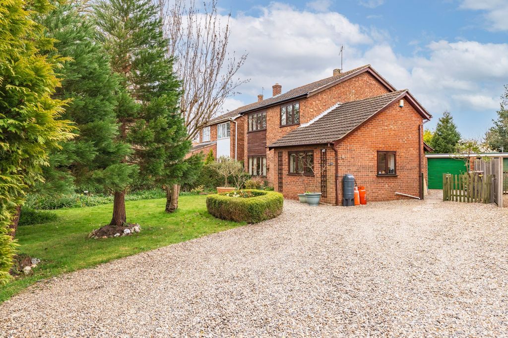 Property photo 1 of 23