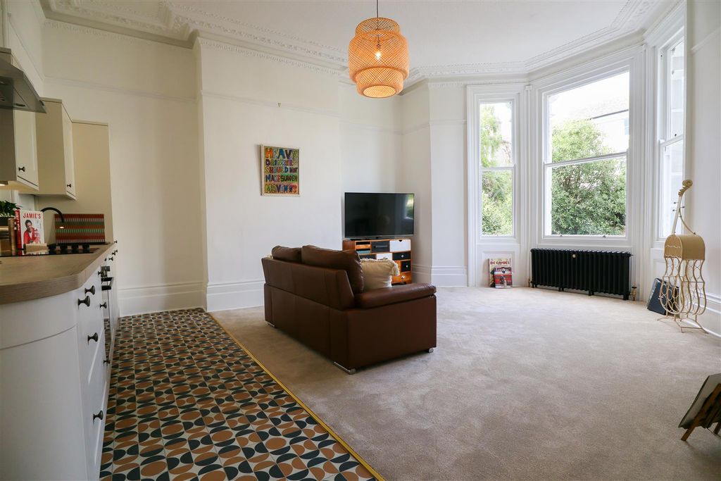 Property photo 3 of 12 Open-Plan Kitchen/Living Room