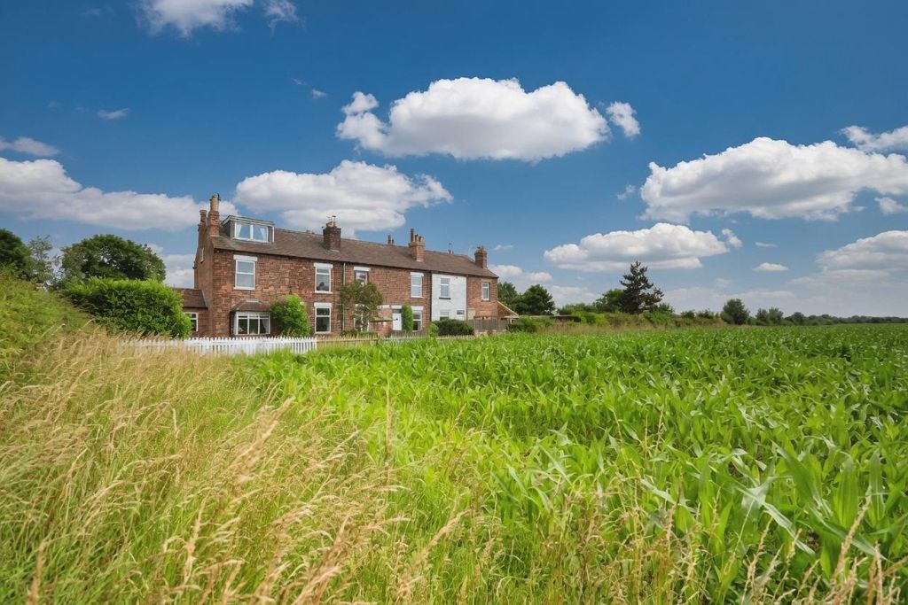 Property photo 1 of 33 Image (10).Jpg