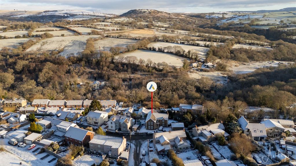 Property photo 1 of 30 Aerial Images