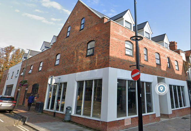 Property photo 1 of 12