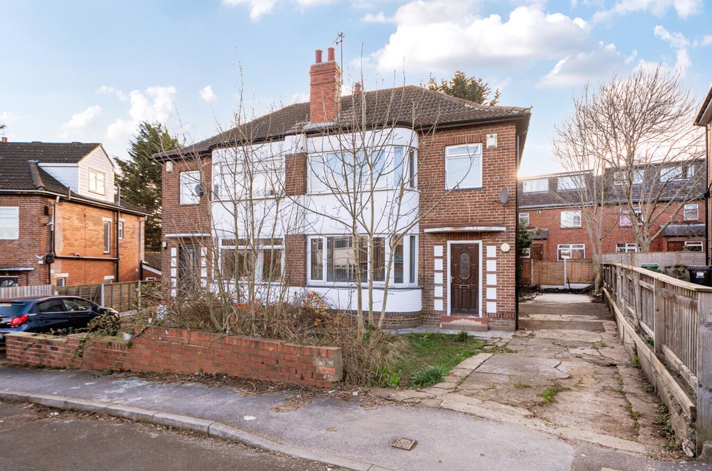 Property photo 1 of 10 Front