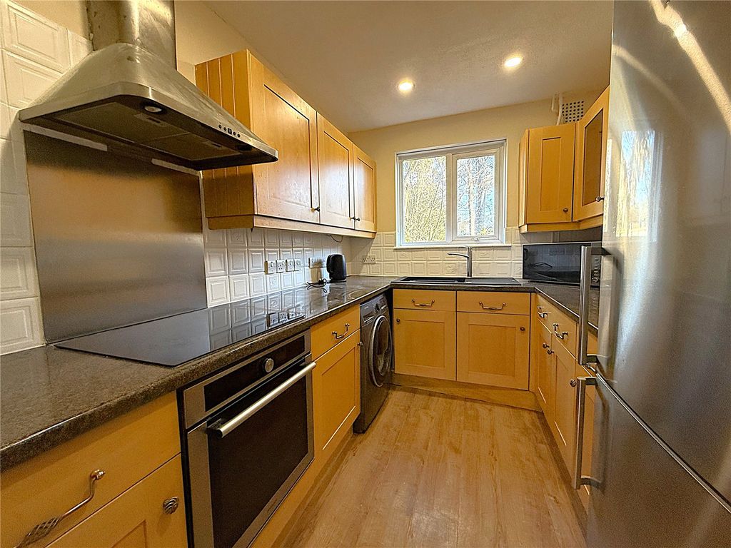 Property photo 2 of 9 Picture No. 04