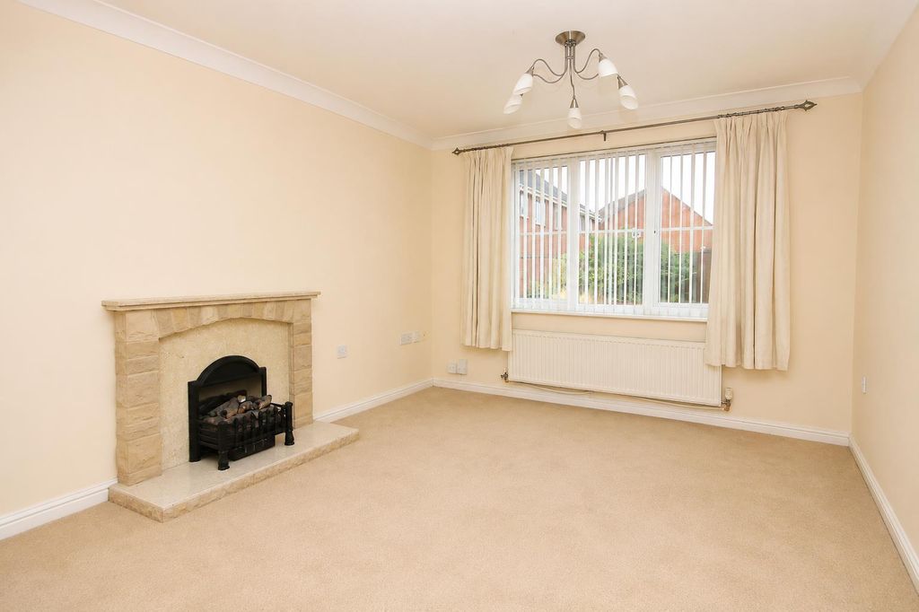 Property photo 3 of 14 8285E508-B31F-46d9-87B0-F36778Ecf58F.Png