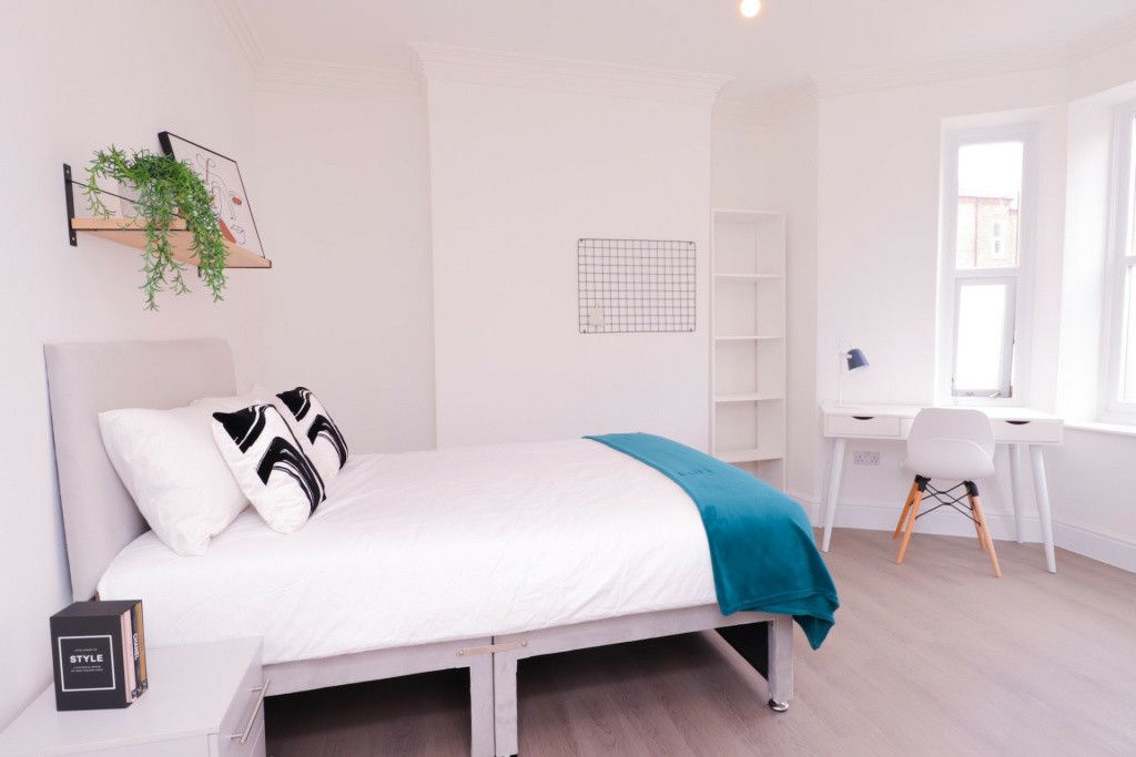 Property photo 2 of 22