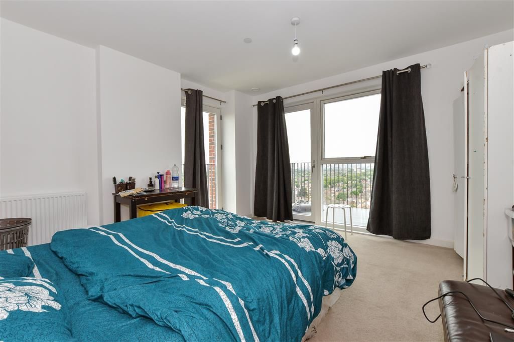 Property photo 1 of 12 Bedroom 1