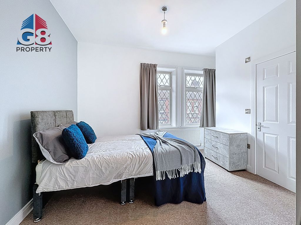 Property photo 1 of 15 5 Bed HMO - Earlesmere Avenue, Doncaster