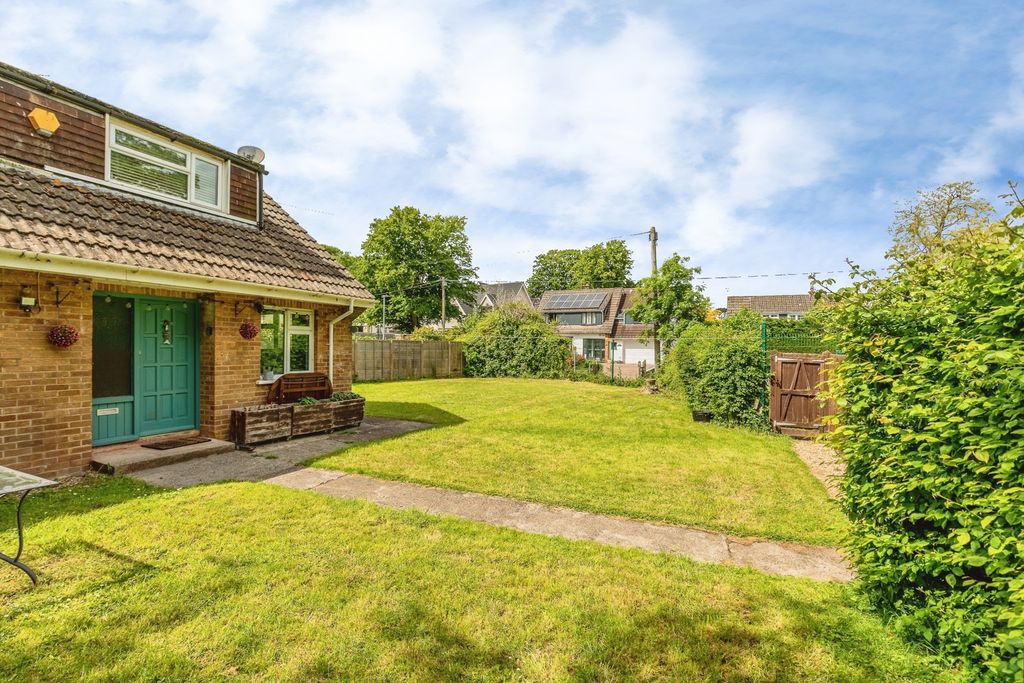 Property photo 3 of 18 Pbox-Img.Jpg