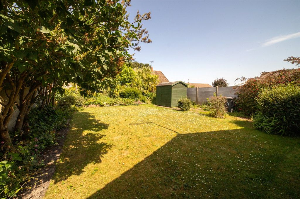 Property photo 3 of 17 Picture No. 16