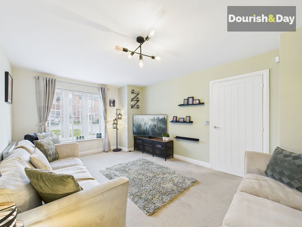 Property photo 2 of 28