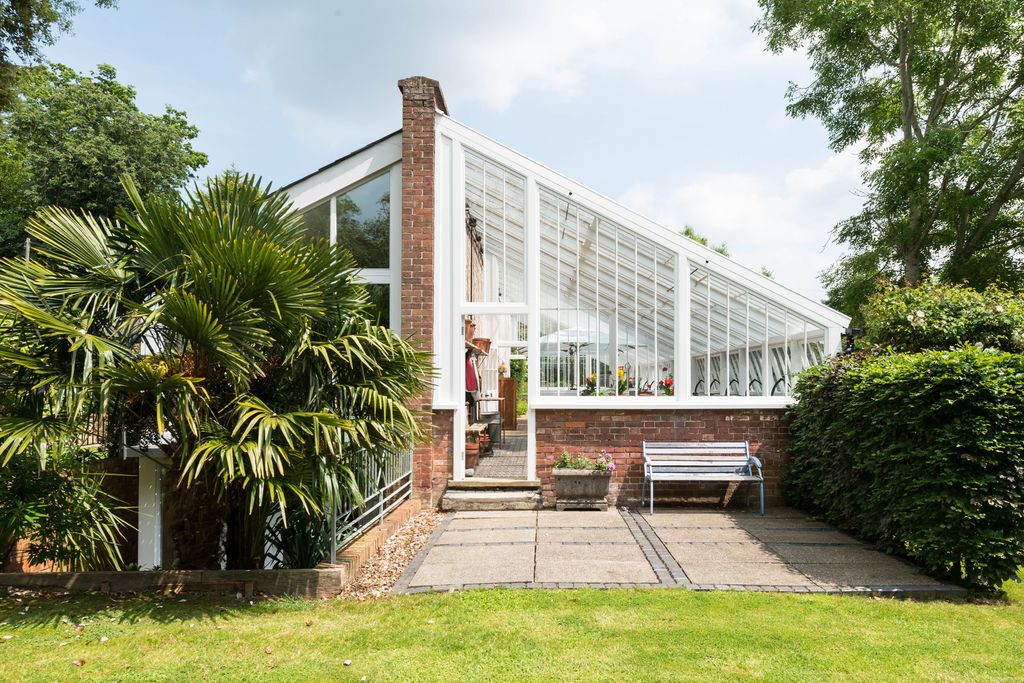 Property photo 2 of 27 29757 - 20160608-Dsc_5643-Hires.Jpg