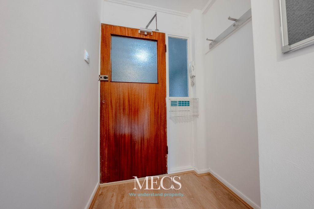 Property photo 2 of 10 3235092