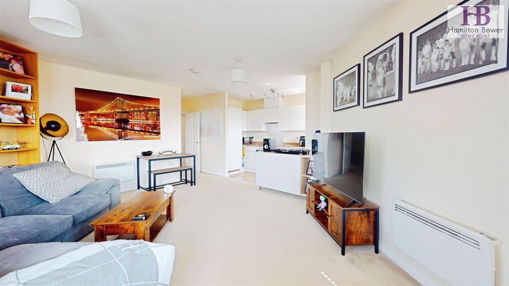 Property photo 3 of 10 7cc717Fe-Newhall-Park-Drive-07162025_145428.Jpg