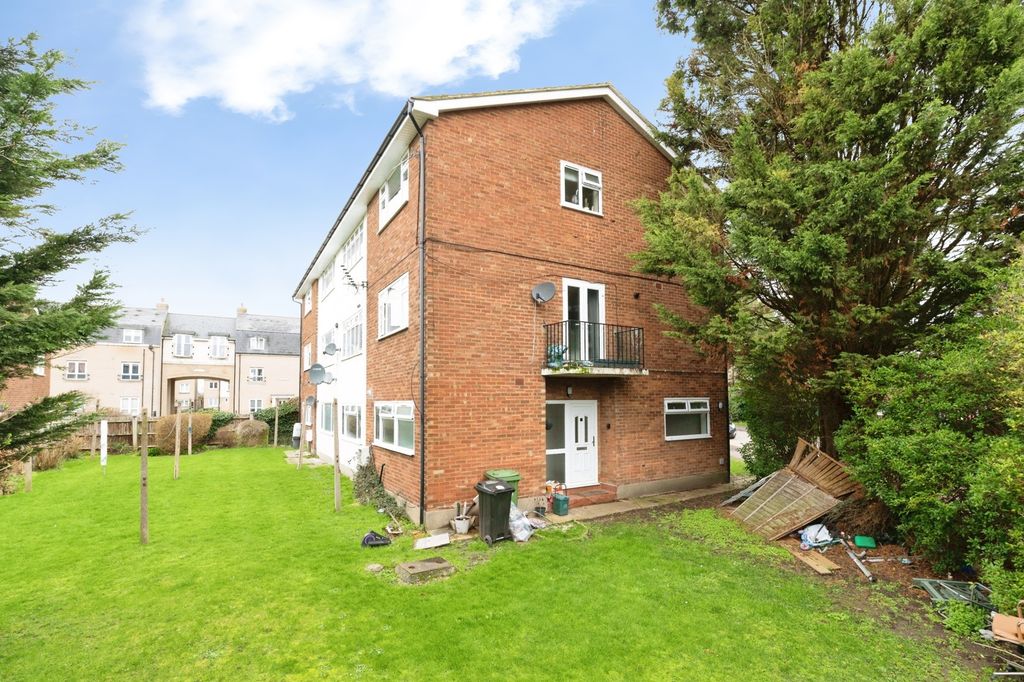 Property photo 2 of 12 Bloc View