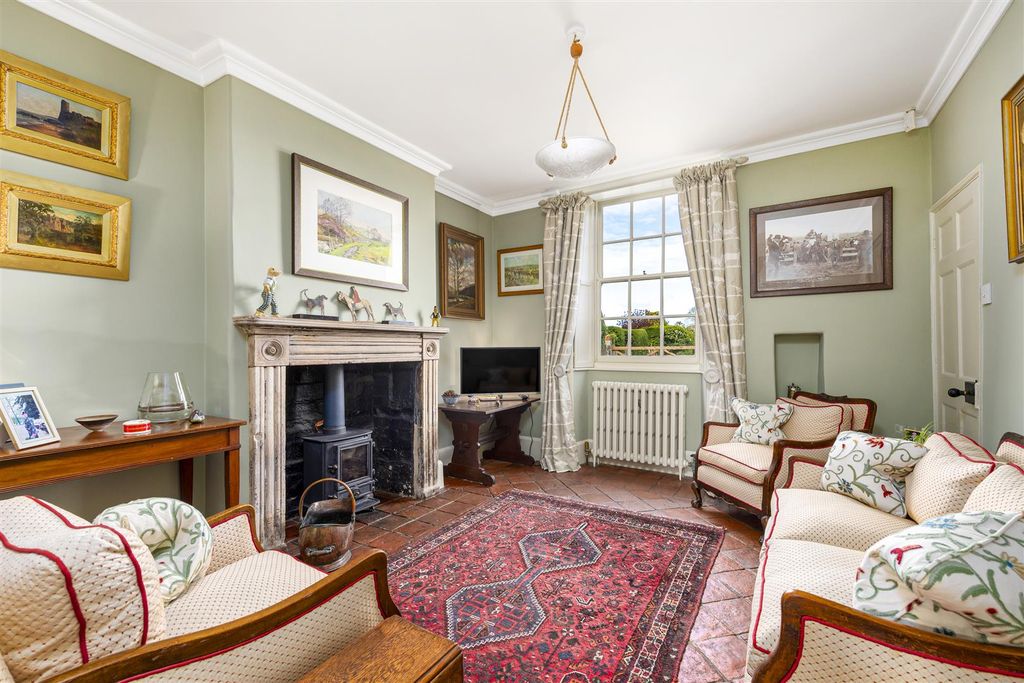 Property photo 3 of 24 15.Jpg