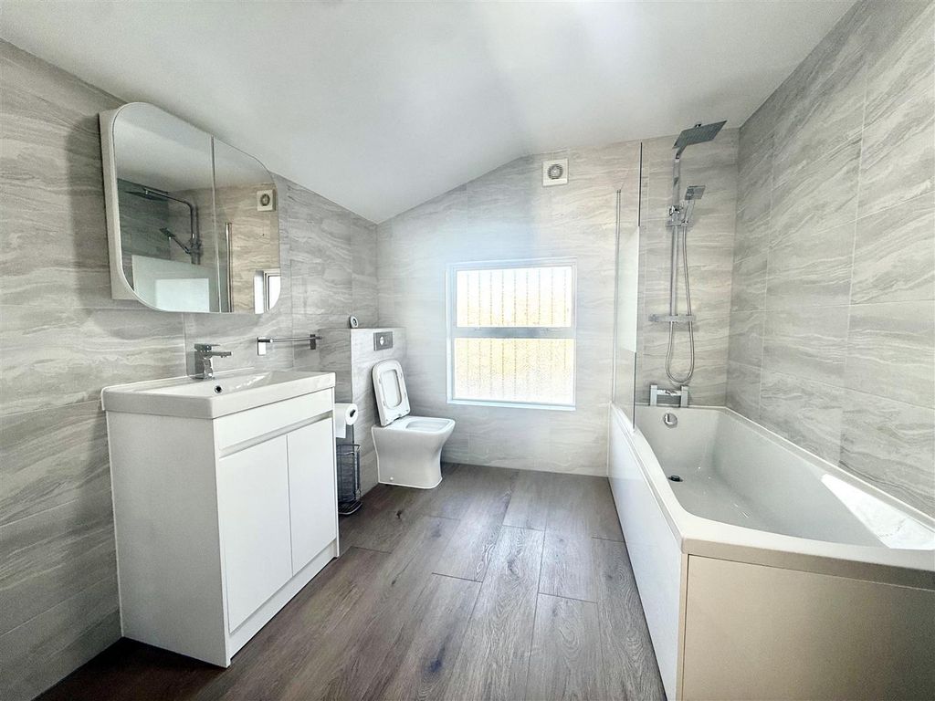 Property photo 3 of 5 Ea102665-3Bdb-4177-80Fb-66Bf8dc4A88d.Jpeg