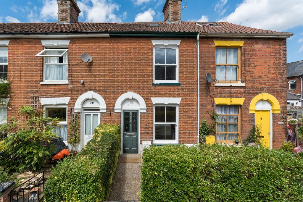 Property photo 1 of 17 34-Cyprusstreet-001.Jpg