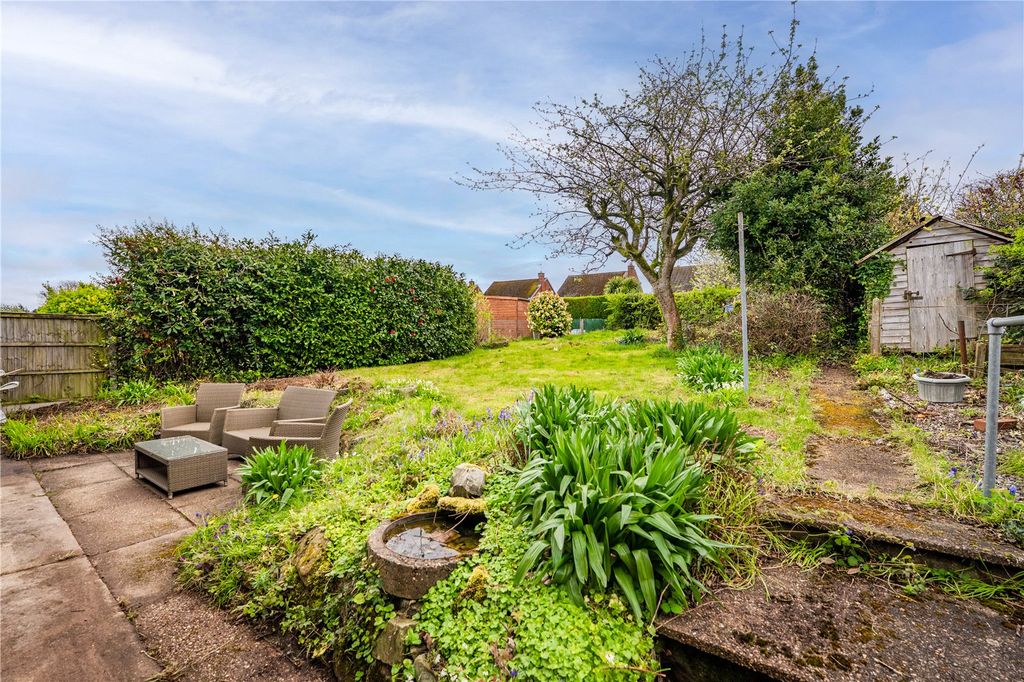 Property photo 2 of 37 Picture No. 42