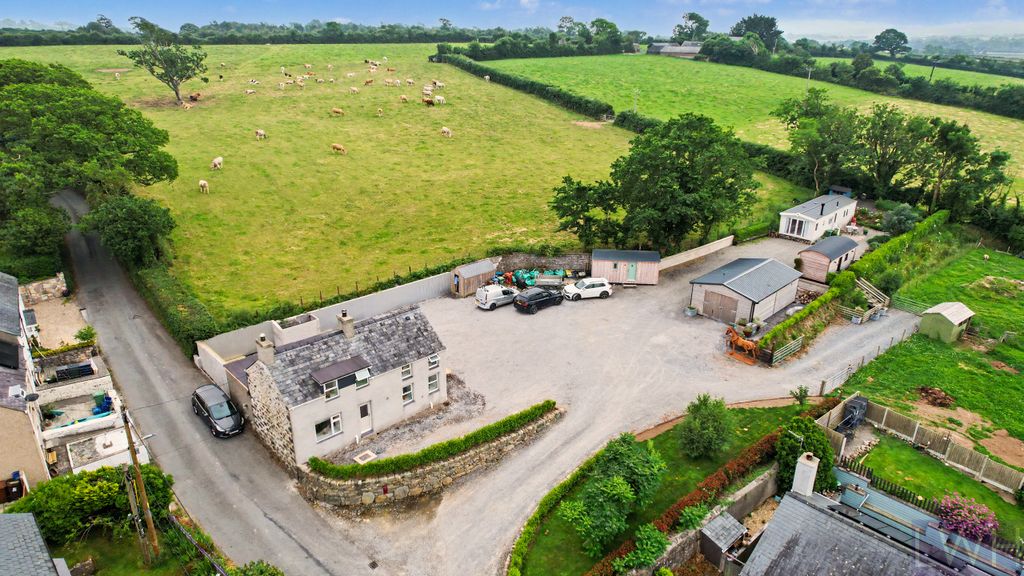 Property photo 1 of 33 Croeso | Welcome