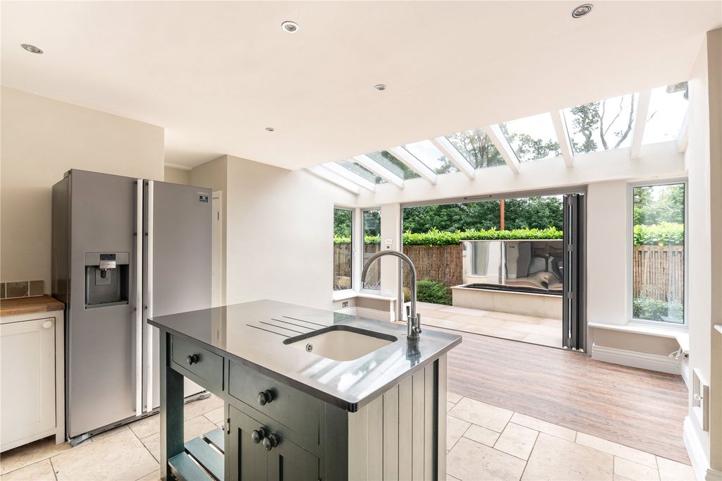 Property photo 2 of 42 Picture No. 78