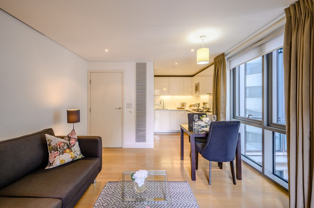 Property photo 1 of 12 1 Bed Apartment To Rent Merchant Square East, London W2