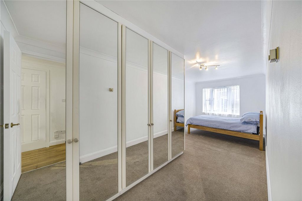 Property photo 1 of 17 Picture No. 01