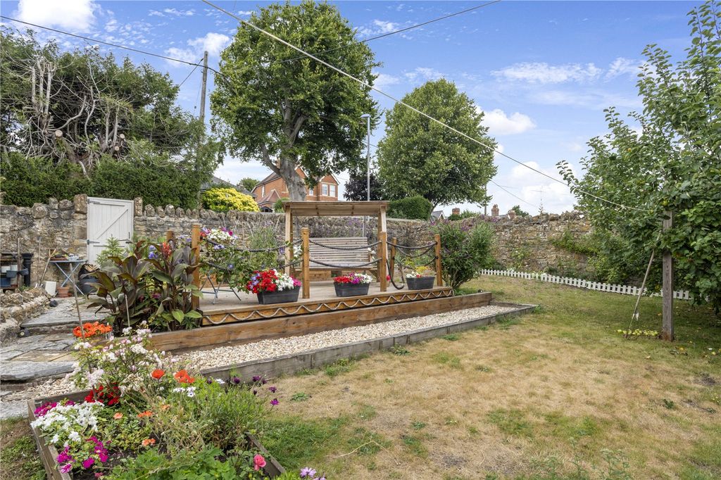 Property photo 3 of 23 Picture No. 47