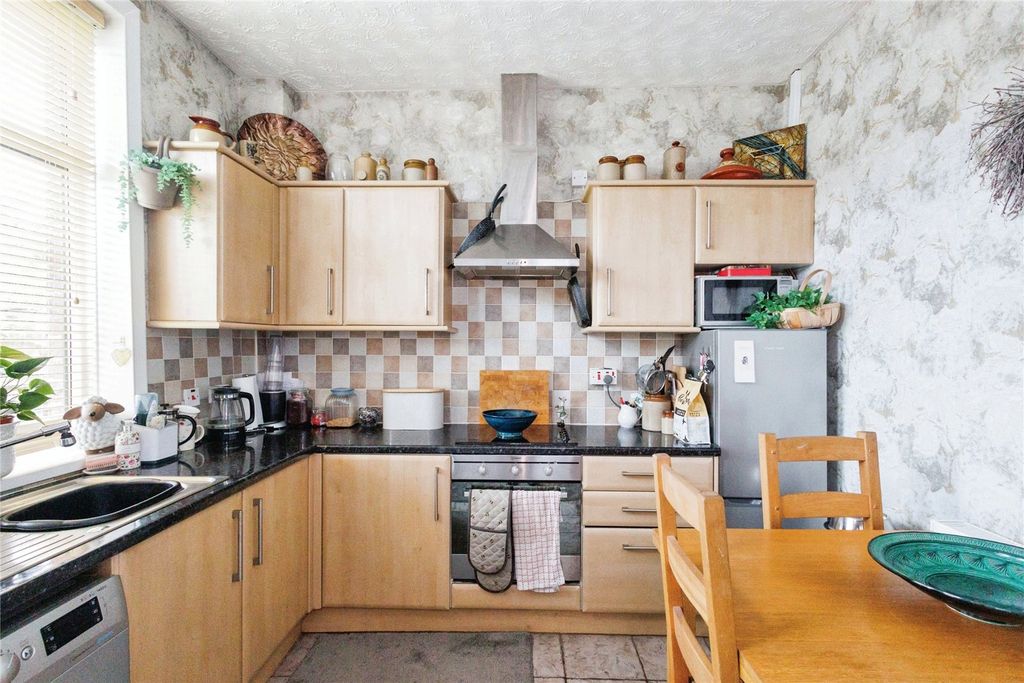 Property photo 3 of 20 Picture No. 05