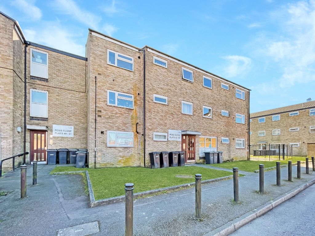 Property photo 1 of 7 3994672